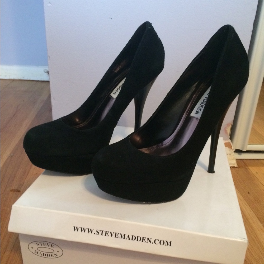 Like new Steve Madden stilettos